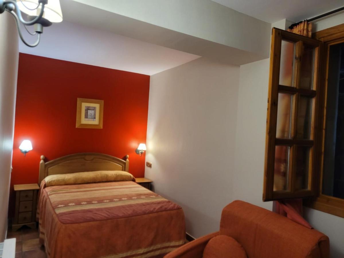 Apartamentos Casa Espanol Broto Exterior foto
